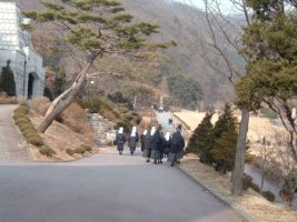 율법 학자들과 바리사이들을 꾸짖으시다/070306.