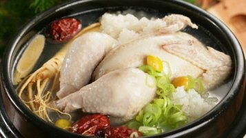 복날 인기 보양식 삼계탕..잘못 먹으면 식중독 위험