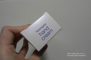 뉴트로지나핸드크림1